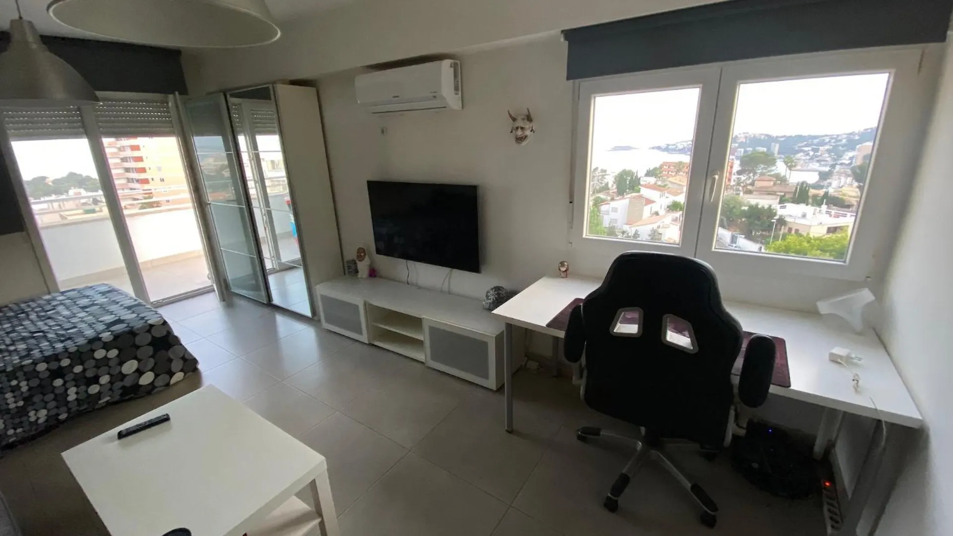 Apartment Estudio Con Terraza Y Vistas Al Mar 500 Metros De Cala Mayor Playa Palma de Mallorca Spain